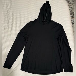 Lululemon men’s hooded long sleeve pullover - medium - black